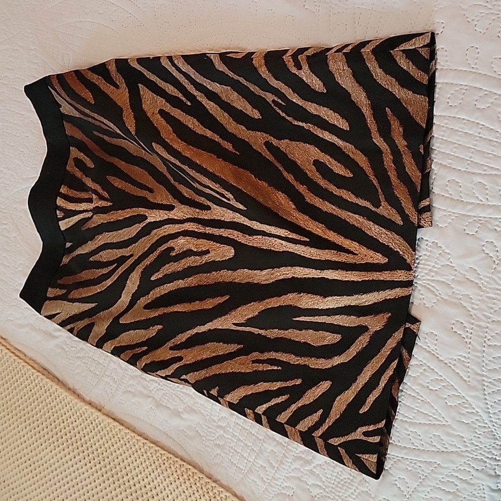 White House Black Market Tiger Print Pencil Skirt - Size 0